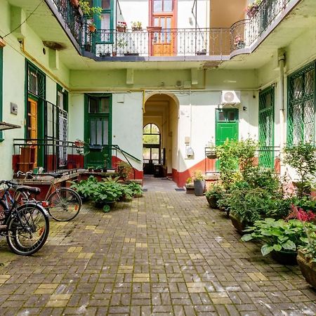 Harmony Hideaway In City Center Budapesta Exterior foto